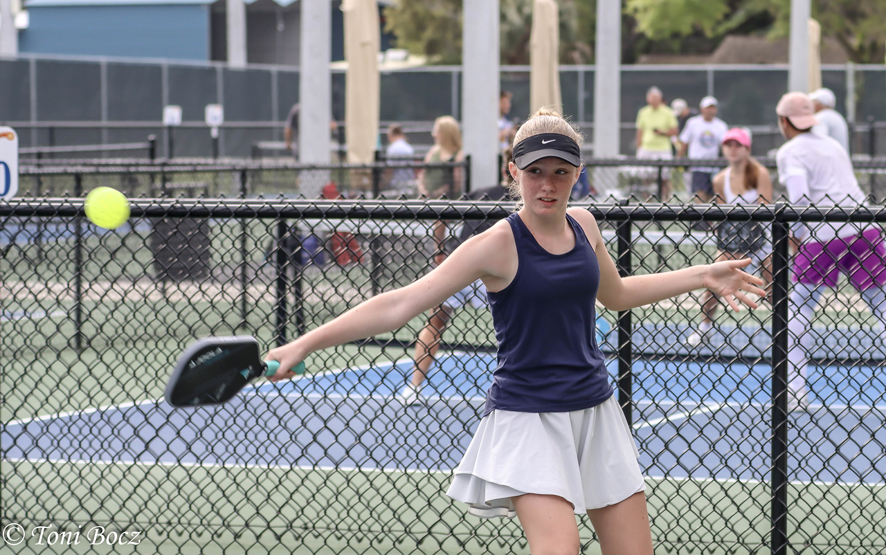 Pictona Challenge 2024 Middle school girl hitting backhand shot