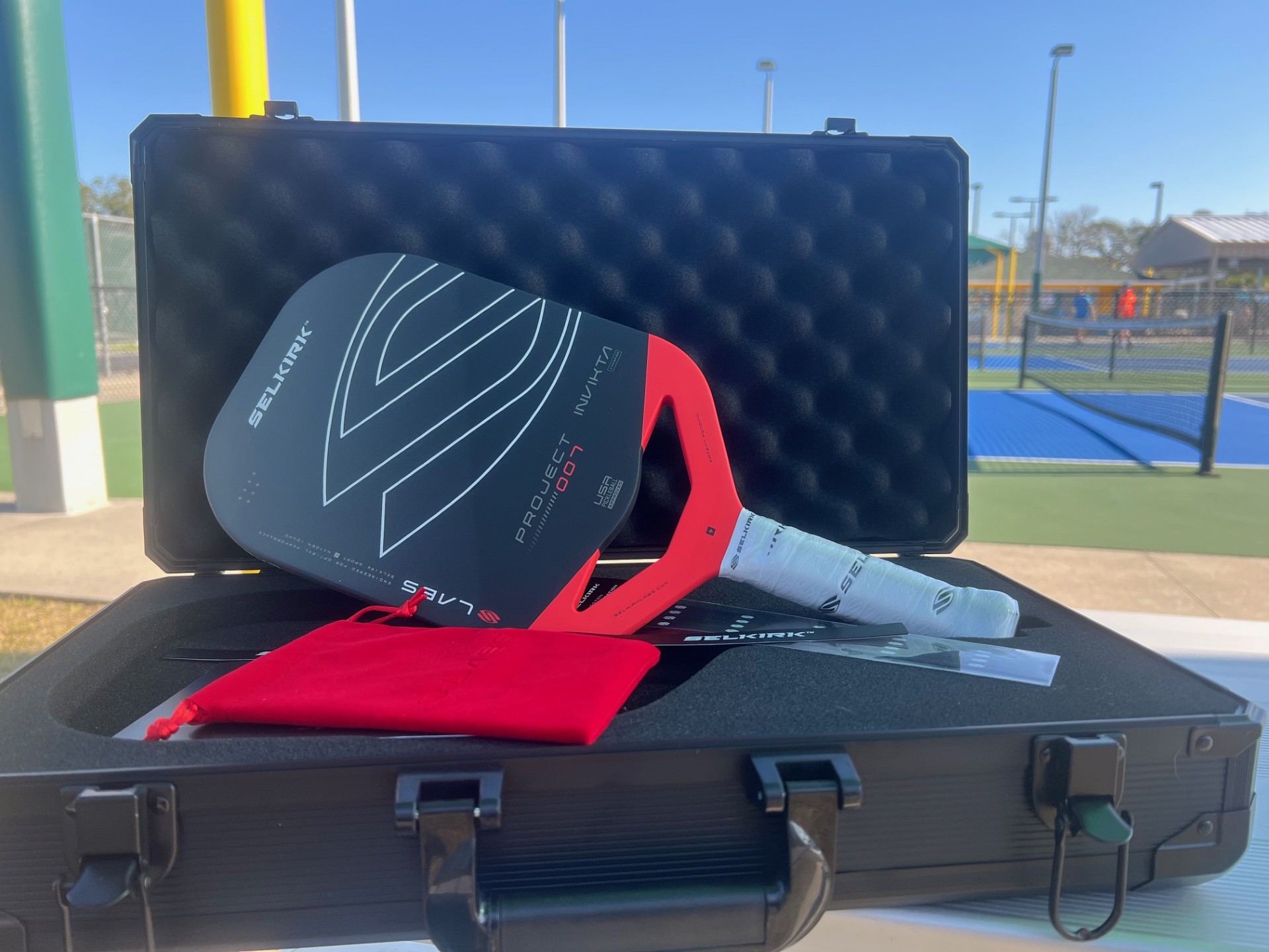 Paddle & Case